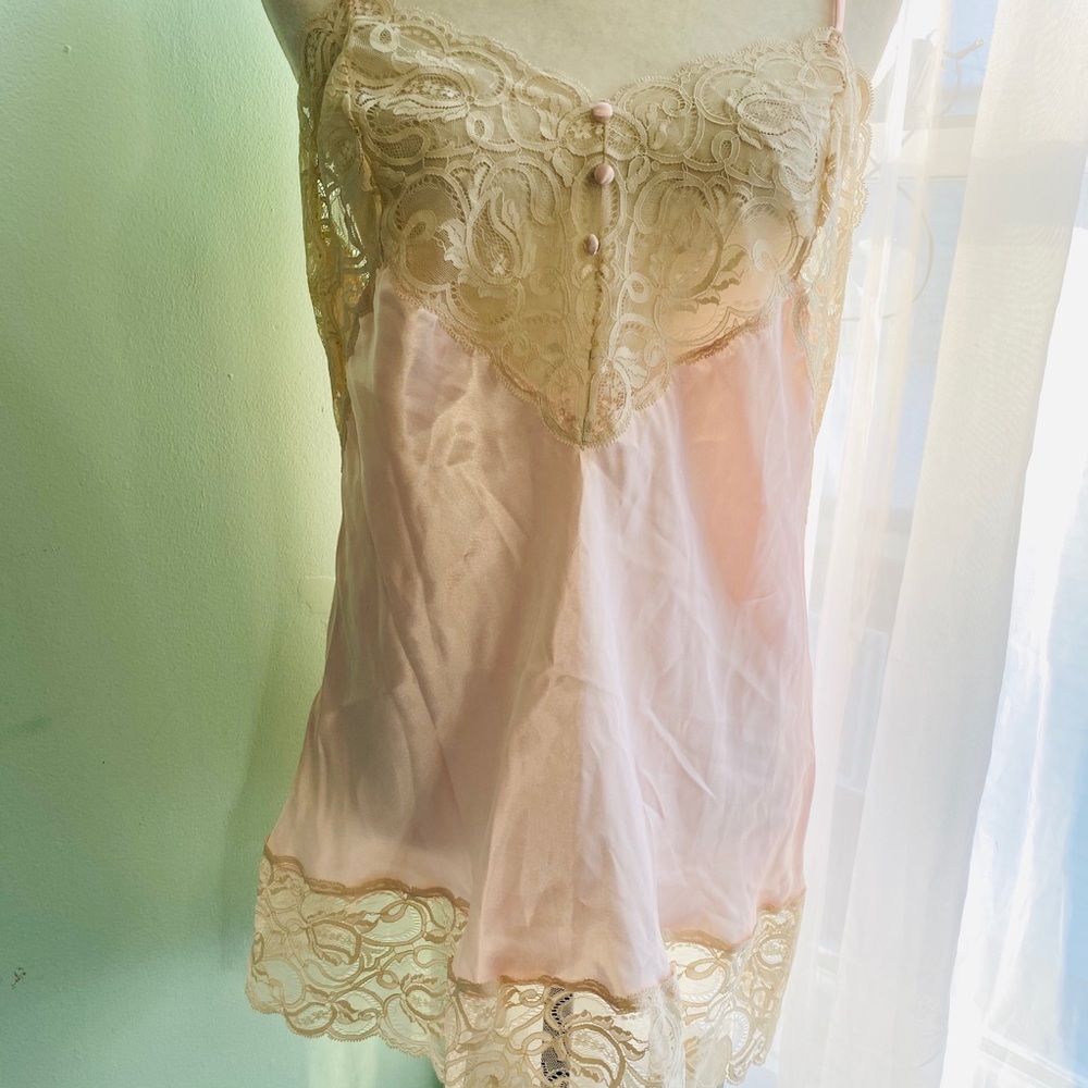 Delicates blush pink nightie